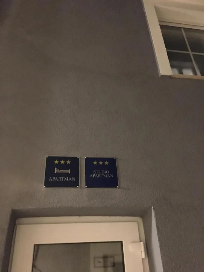 4Rest Vila Pag Town Appartement
